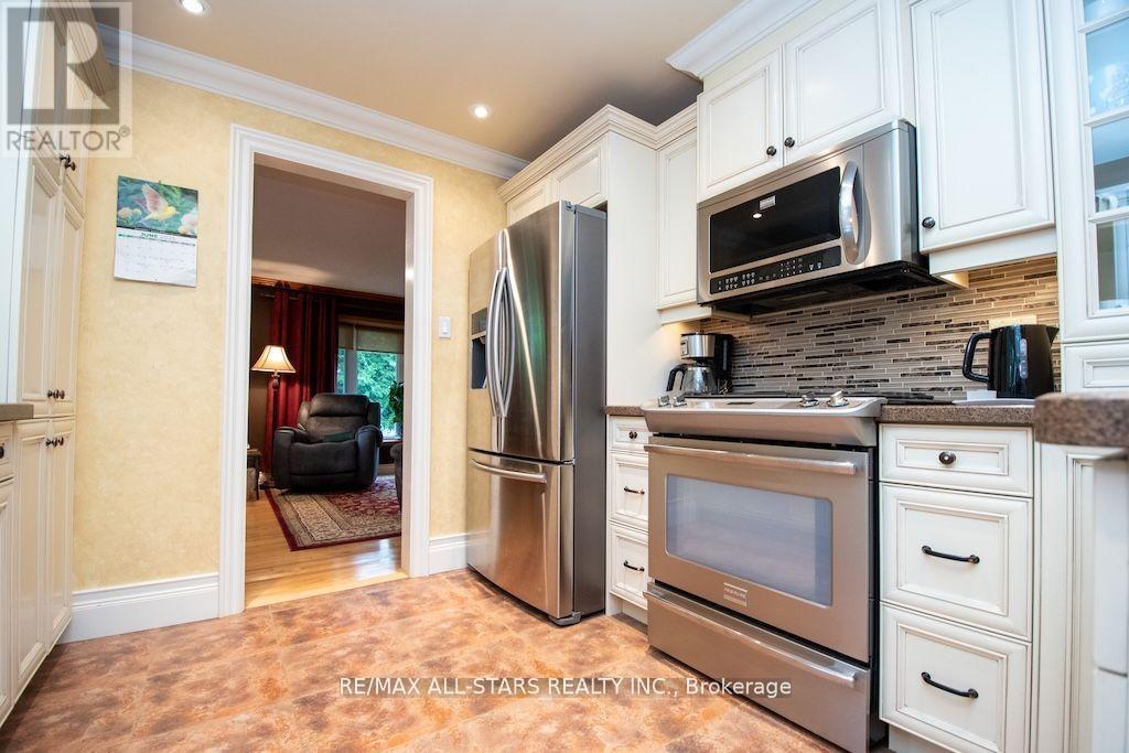 690 Post Road, Kawartha Lakes (Ops), Ontario  K0L 2X0 - Photo 12 - X12933976