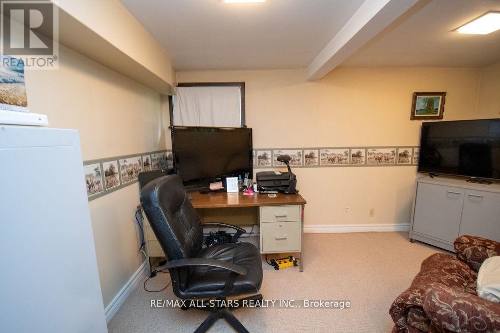 690 Post Road, Kawartha Lakes (Ops), Ontario  K0L 2X0 - Photo 29 - X12933976