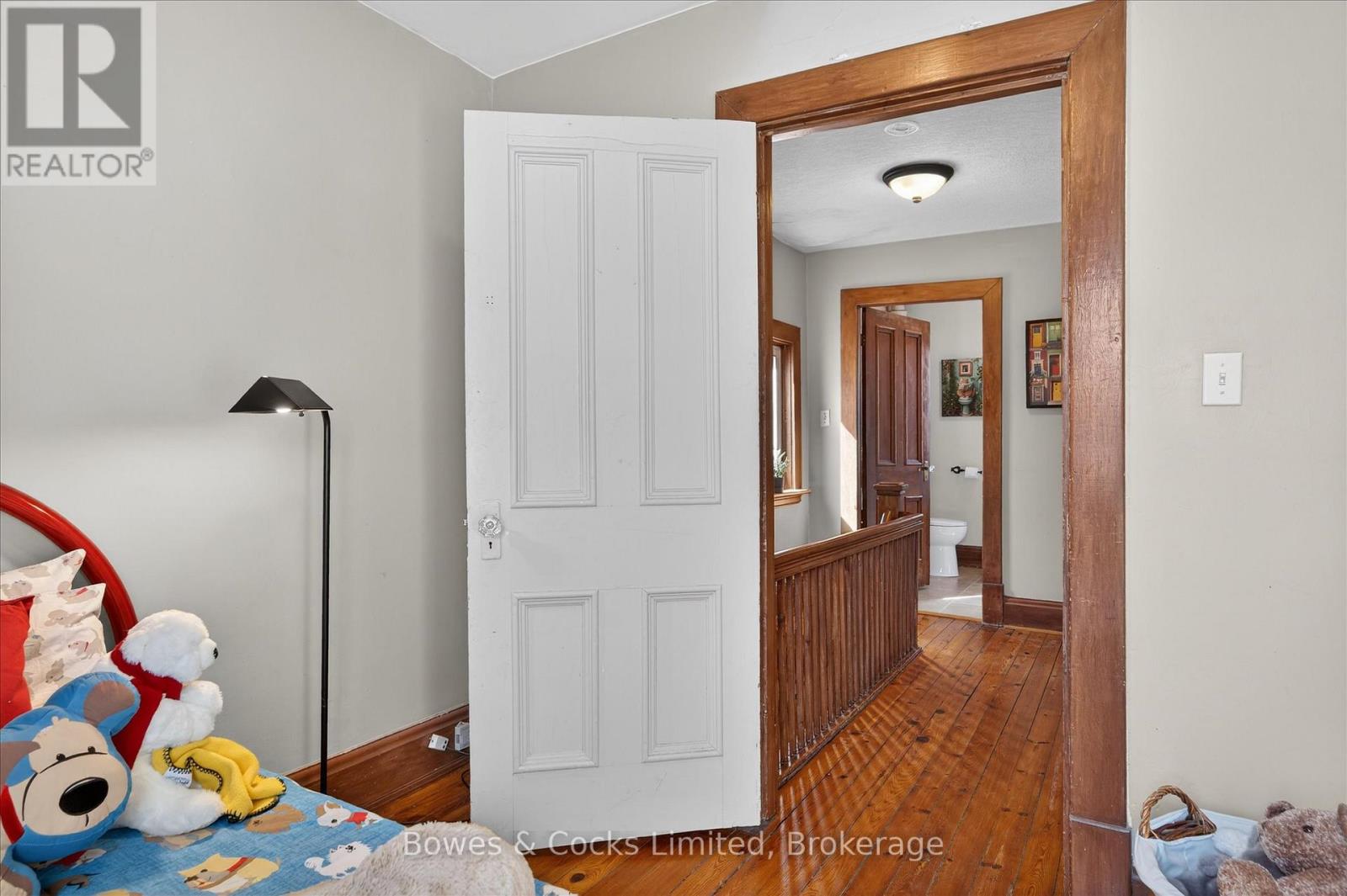 633 Downie Street, Peterborough (Town Ward 3), Ontario  K9H 4K2 - Photo 42 - X12934294