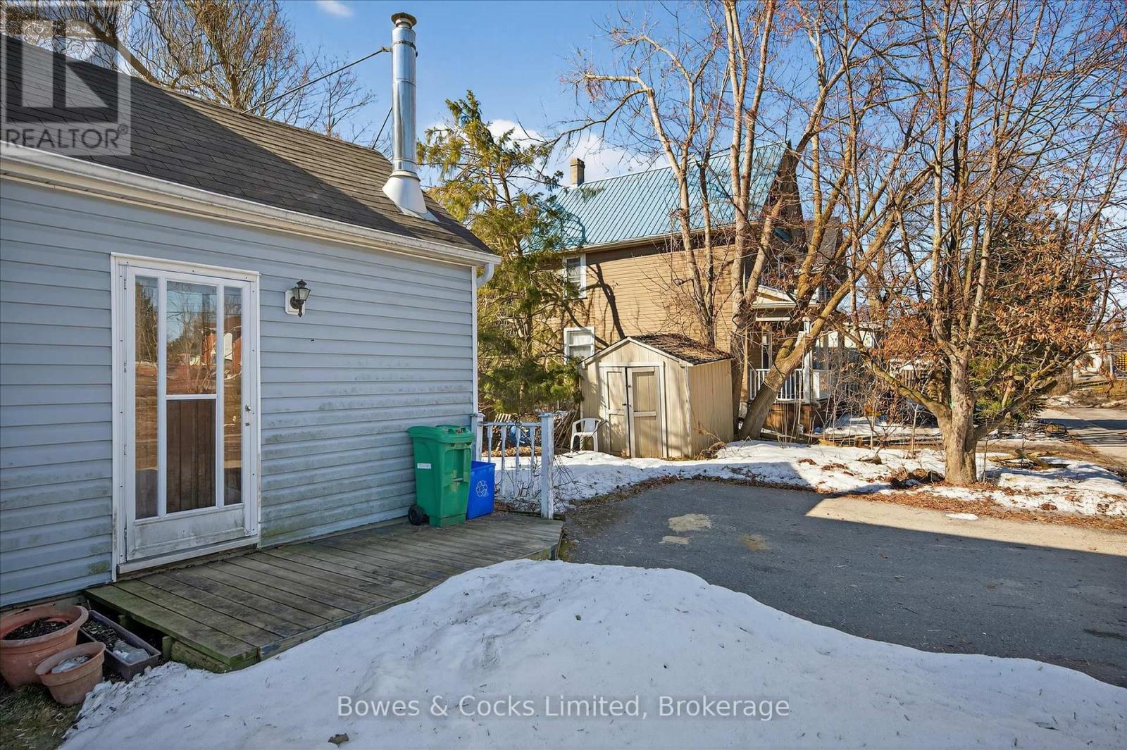 633 Downie Street, Peterborough (Town Ward 3), Ontario  K9H 4K2 - Photo 43 - X12934294