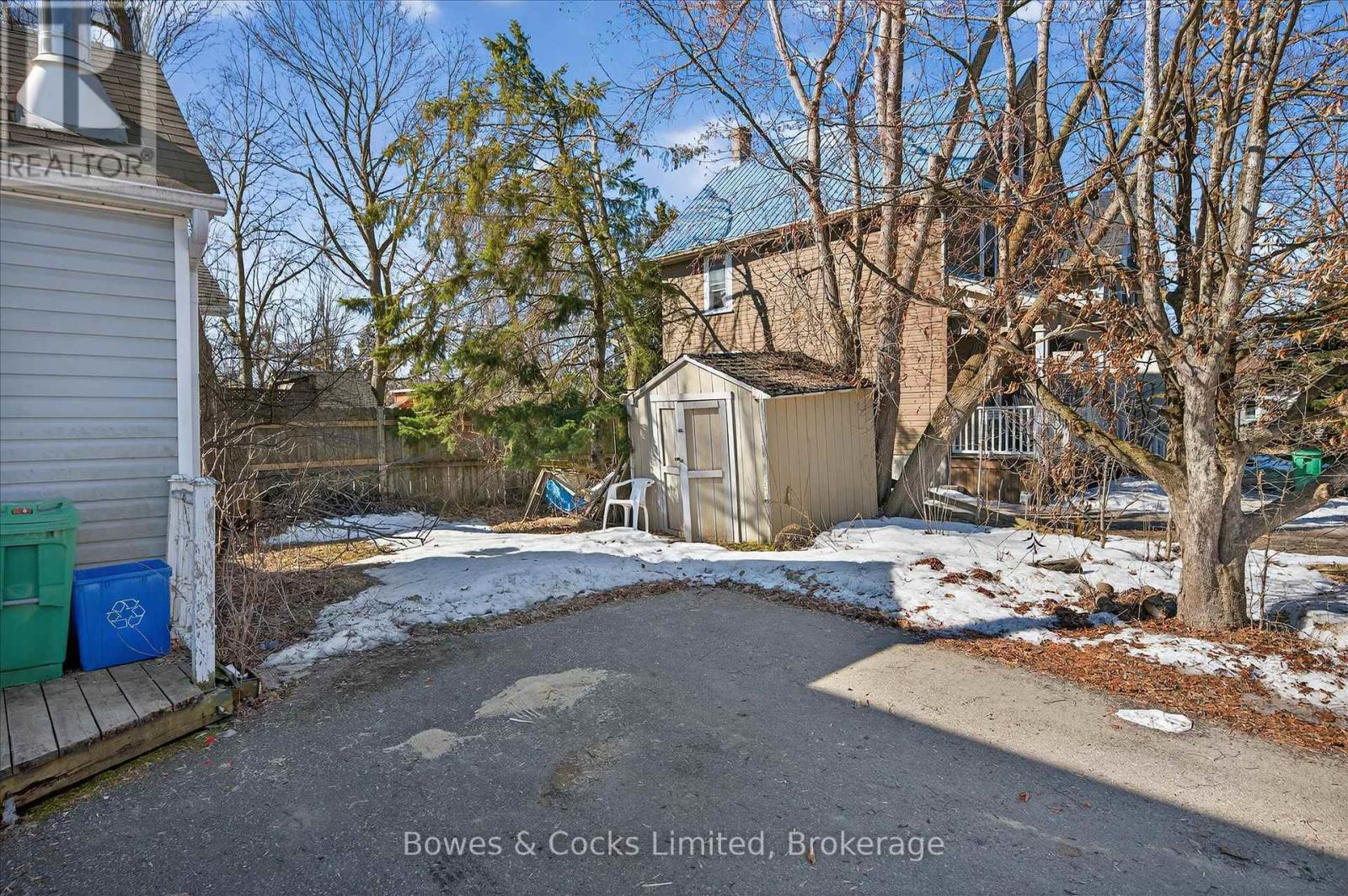 633 Downie Street, Peterborough (Town Ward 3), Ontario  K9H 4K2 - Photo 46 - X12934294