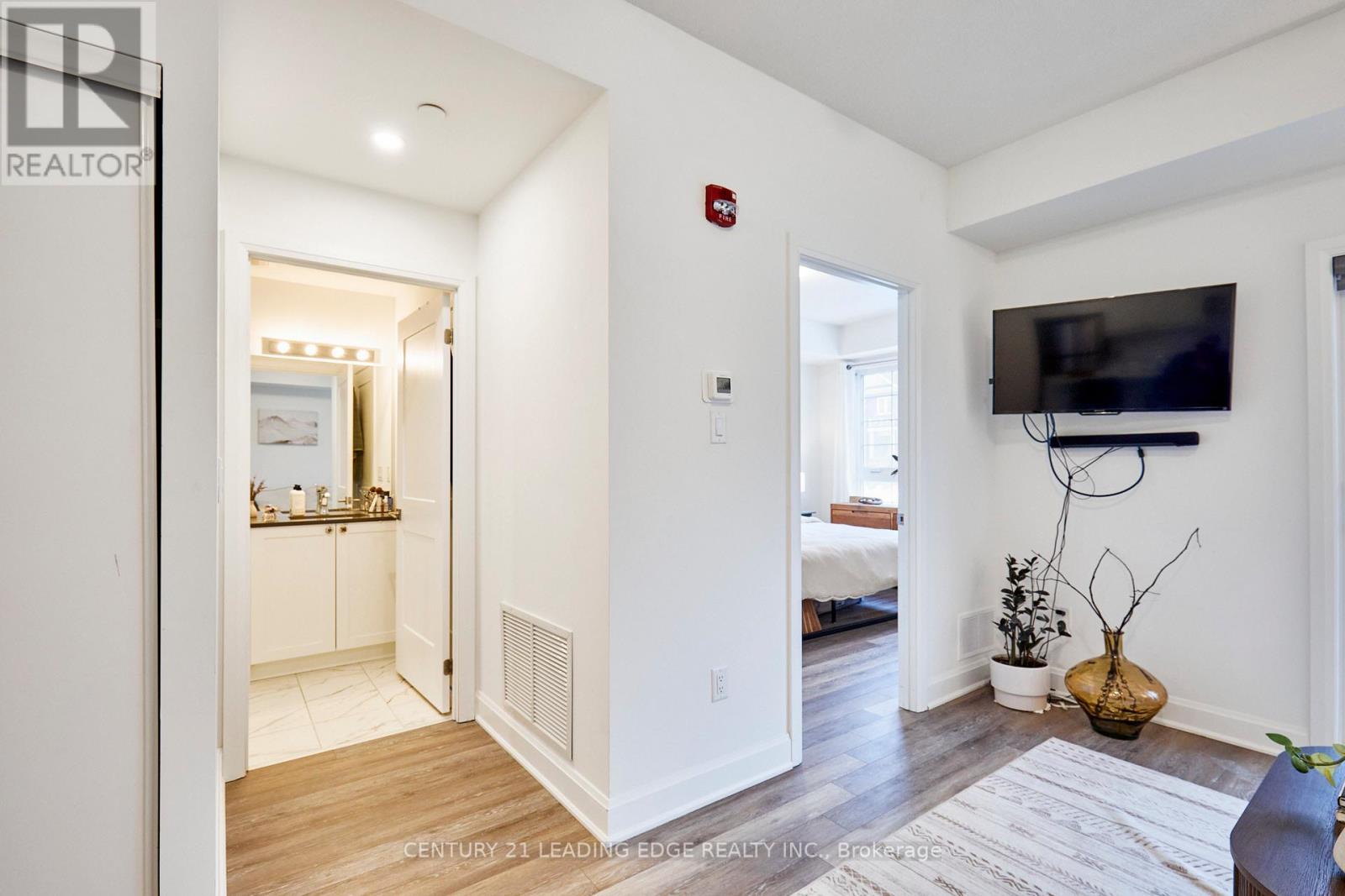 105 - 50 Lakebreeze Drive, Clarington (Newcastle), Ontario  L1B 0V9 - Photo 16 - E12934658