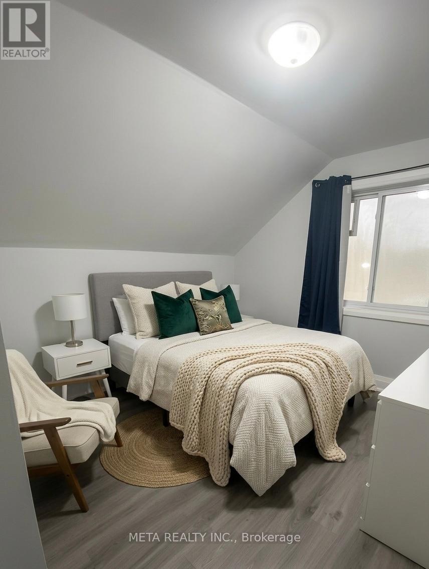 636 Union Street, Peterborough (Town Ward 3), Ontario  K9H 3V5 - Photo 11 - X12934814