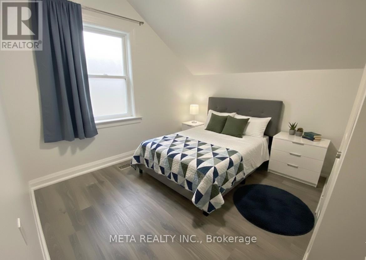 636 Union Street, Peterborough (Town Ward 3), Ontario  K9H 3V5 - Photo 12 - X12934814