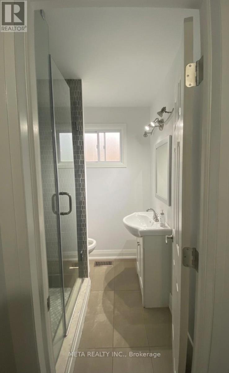 636 Union Street, Peterborough (Town Ward 3), Ontario  K9H 3V5 - Photo 17 - X12934814