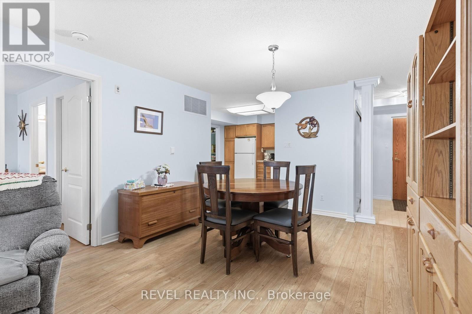 306 - 3 Heritage Way, Kawartha Lakes (Lindsay), Ontario  K9V 5Z1 - Photo 12 - X12935038