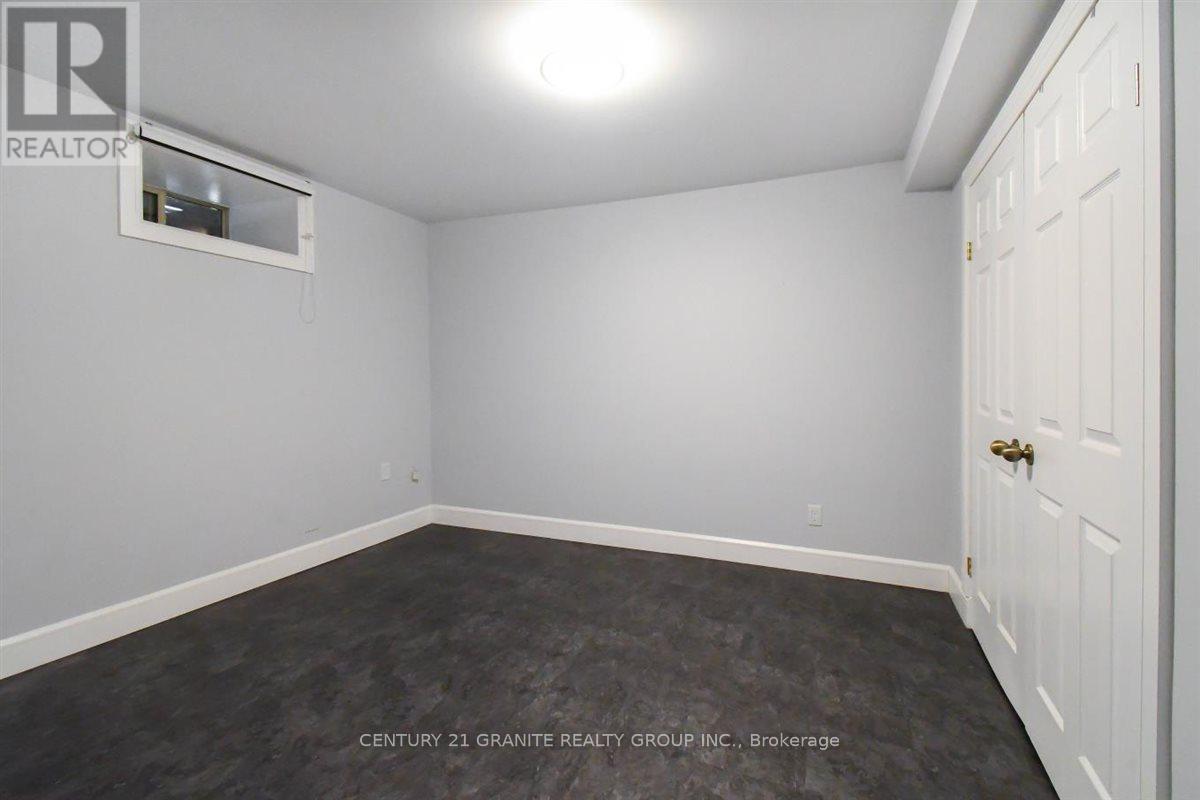 194 Hastings Street N, Bancroft (Bancroft Ward), Ontario  K0L 1C0 - Photo 12 - X12935350