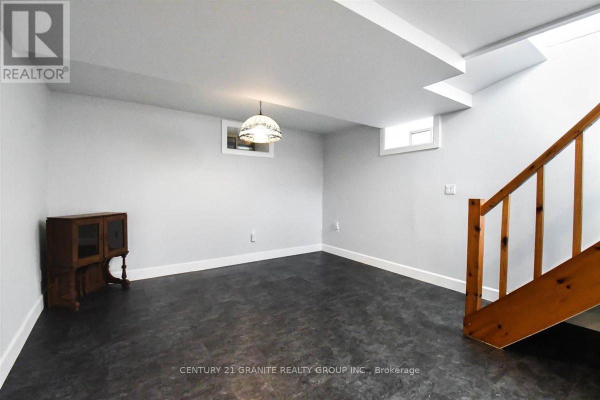 194 Hastings Street N, Bancroft (Bancroft Ward), Ontario  K0L 1C0 - Photo 28 - X12935350