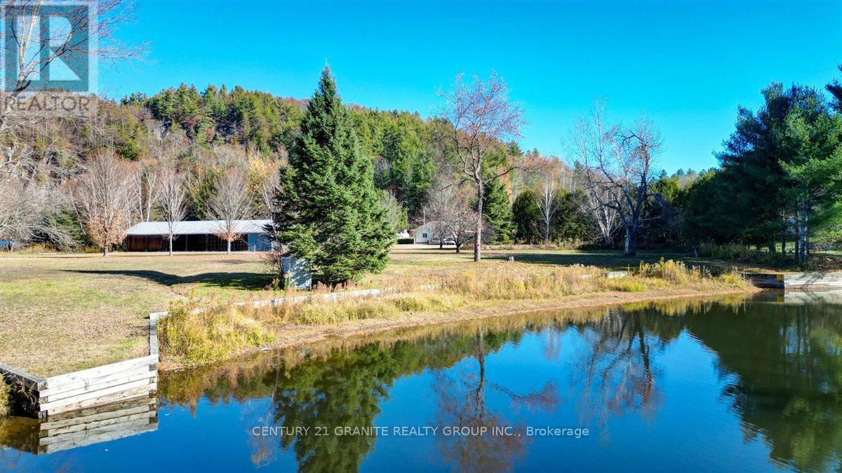 194 Hastings Street N, Bancroft (Bancroft Ward), Ontario  K0L 1C0 - Photo 3 - X12935350