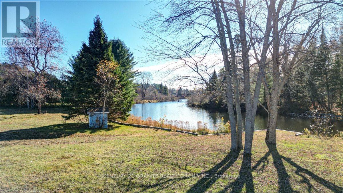 194 Hastings Street N, Bancroft (Bancroft Ward), Ontario  K0L 1C0 - Photo 44 - X12935350