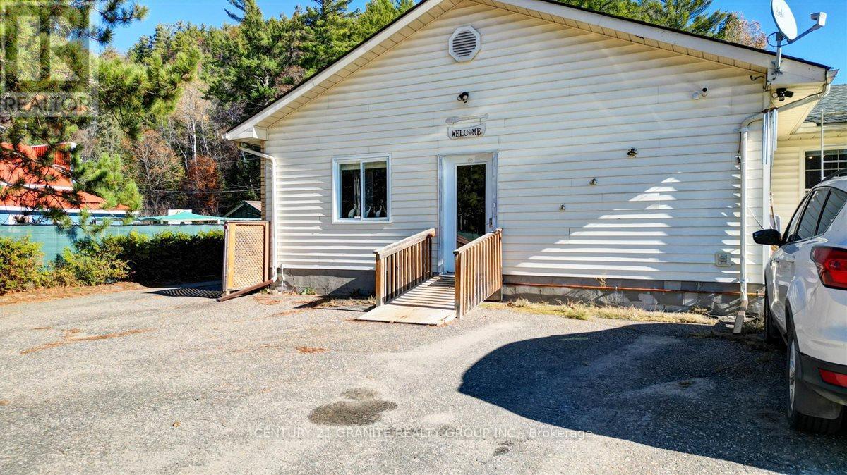 194 Hastings Street N, Bancroft (Bancroft Ward), Ontario  K0L 1C0 - Photo 47 - X12935350