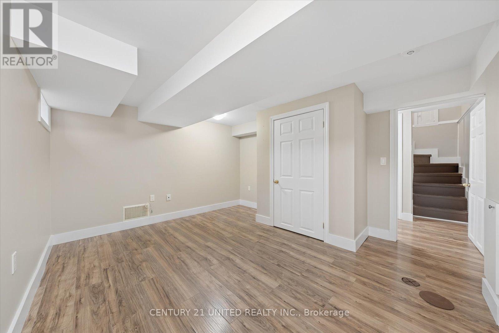 785 Brunswick Avenue, Peterborough (Otonabee Ward 1), Ontario  K9J 4N8 - Photo 32 - X12935468