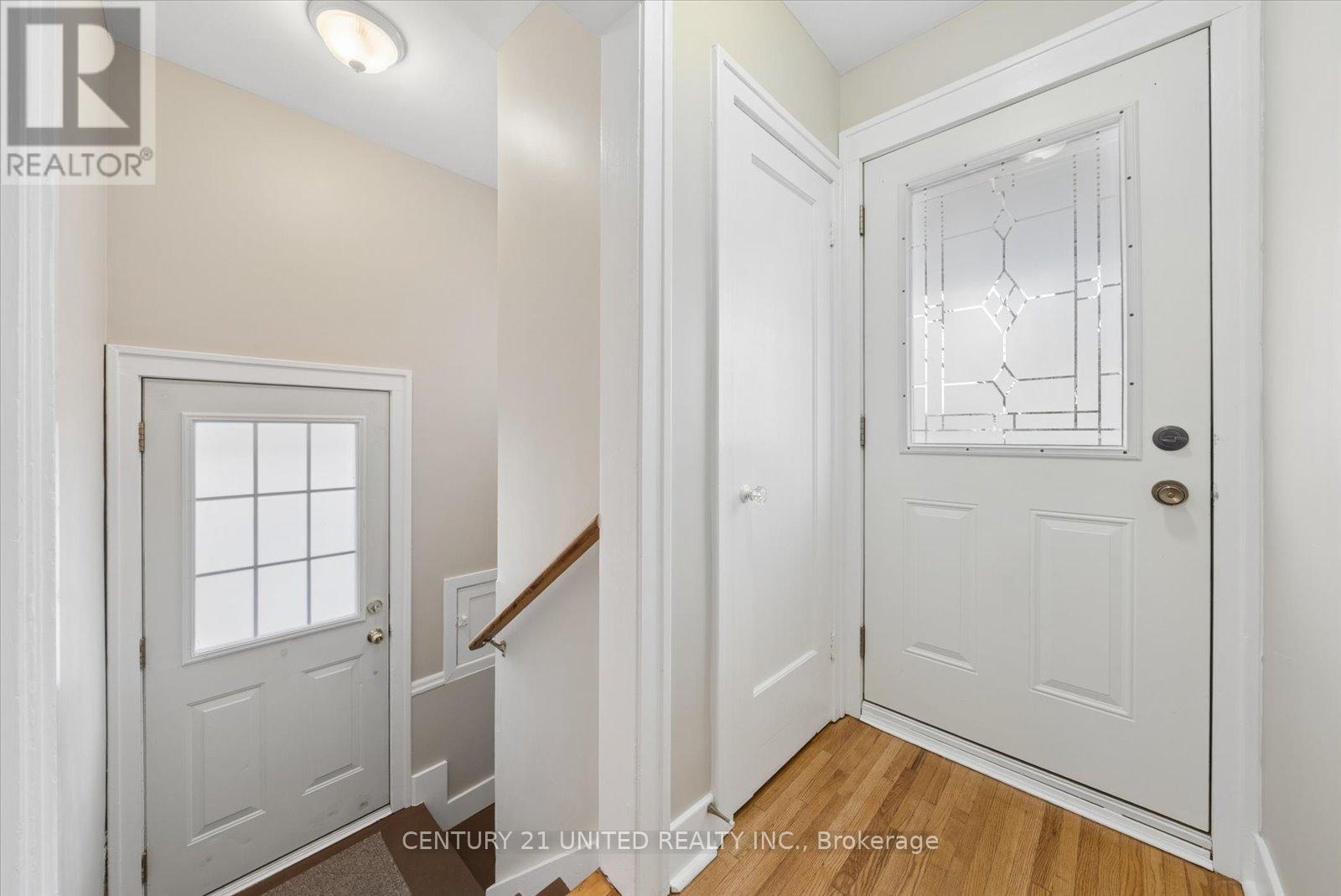 785 Brunswick Avenue, Peterborough (Otonabee Ward 1), Ontario  K9J 4N8 - Photo 8 - X12935468