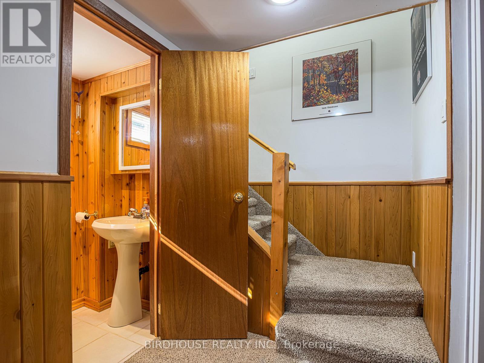 18 Mohawk Drive, Kawartha Lakes (Lindsay), Ontario  K9V 0J6 - Photo 20 - X12935928