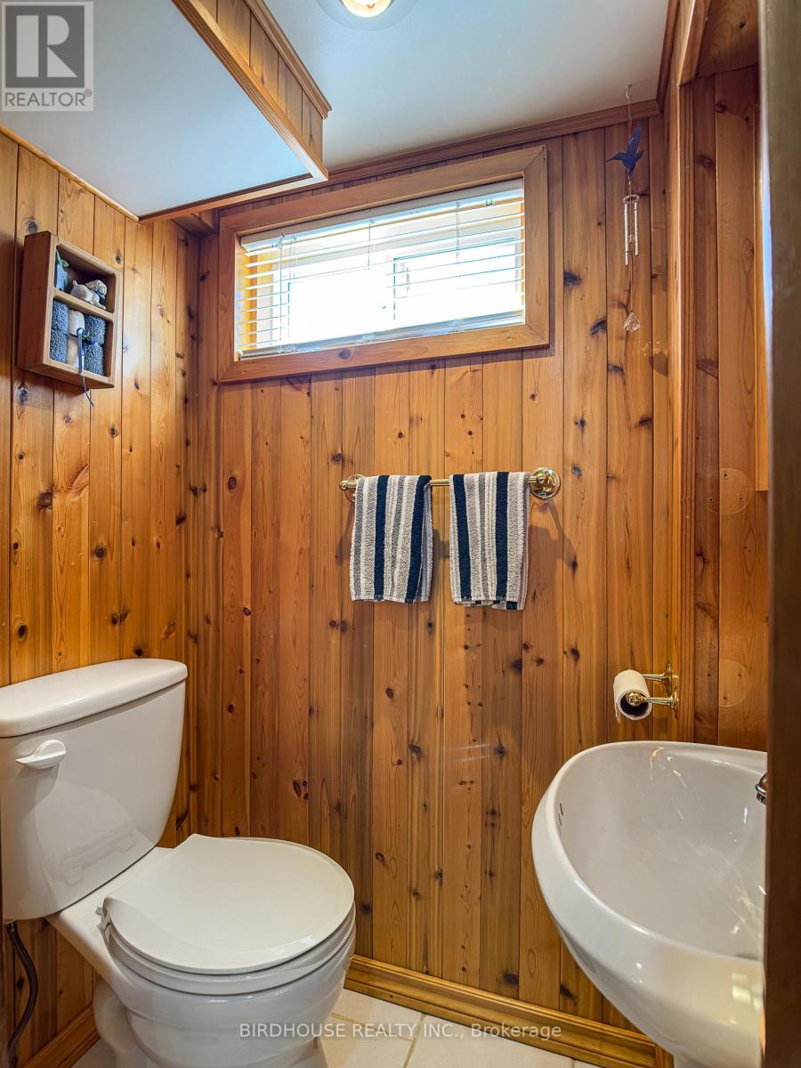 18 Mohawk Drive, Kawartha Lakes (Lindsay), Ontario  K9V 0J6 - Photo 21 - X12935928