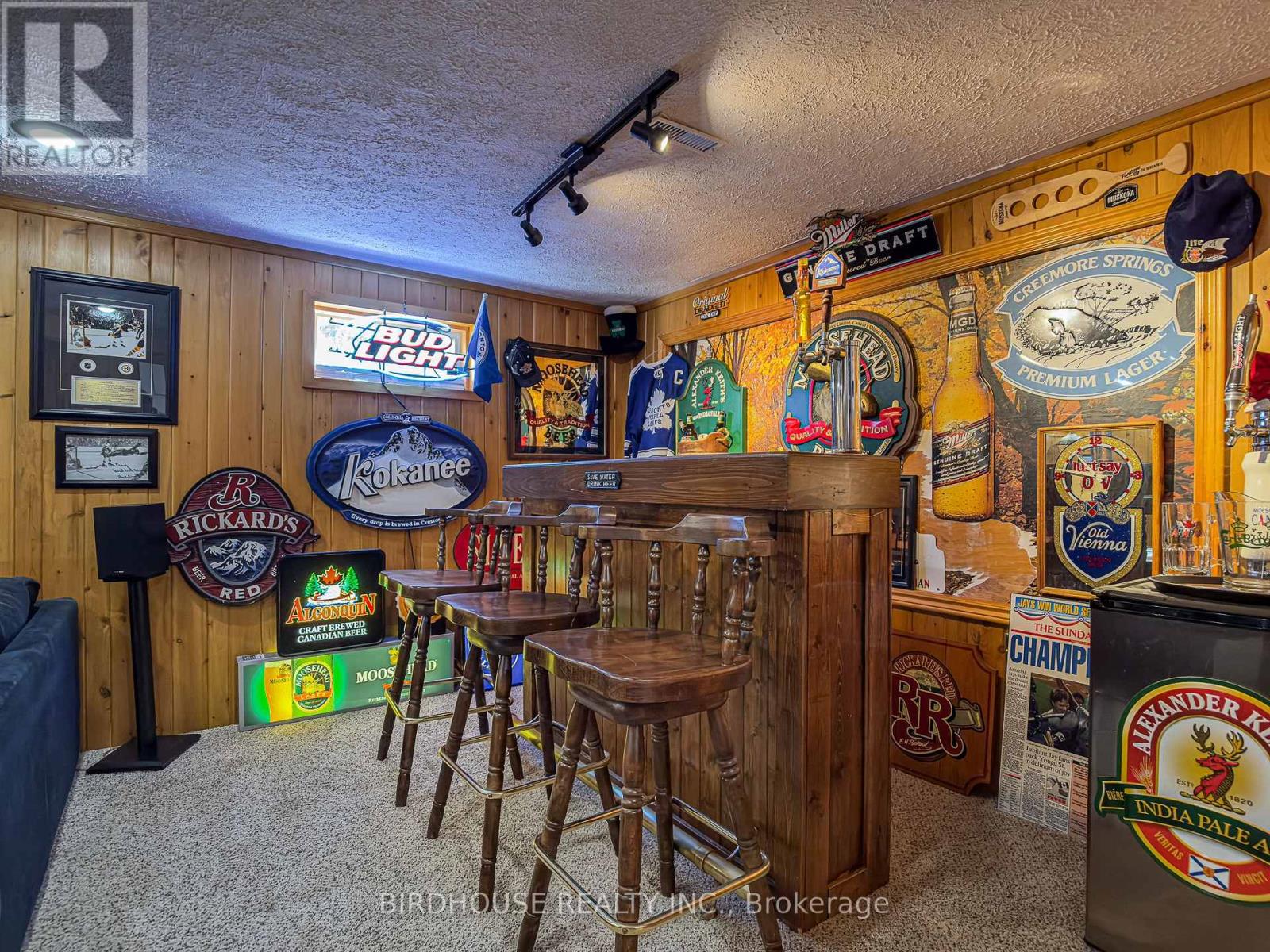 18 Mohawk Drive, Kawartha Lakes (Lindsay), Ontario  K9V 0J6 - Photo 22 - X12935928