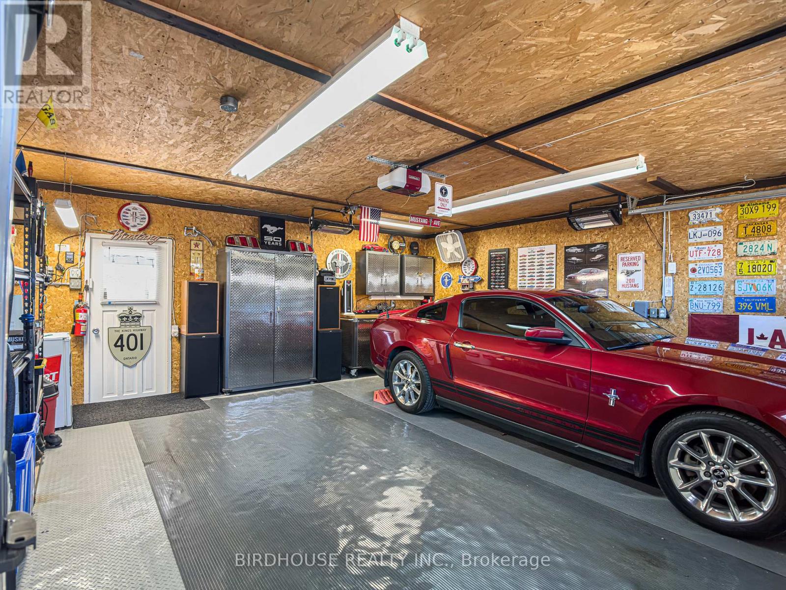 18 Mohawk Drive, Kawartha Lakes (Lindsay), Ontario  K9V 0J6 - Photo 28 - X12935928