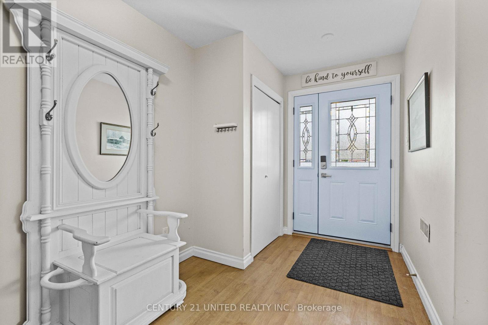 1277 Olympus Avenue, Peterborough (Northcrest Ward 5), Ontario  K9H 6V9 - Photo 2 - X12936344