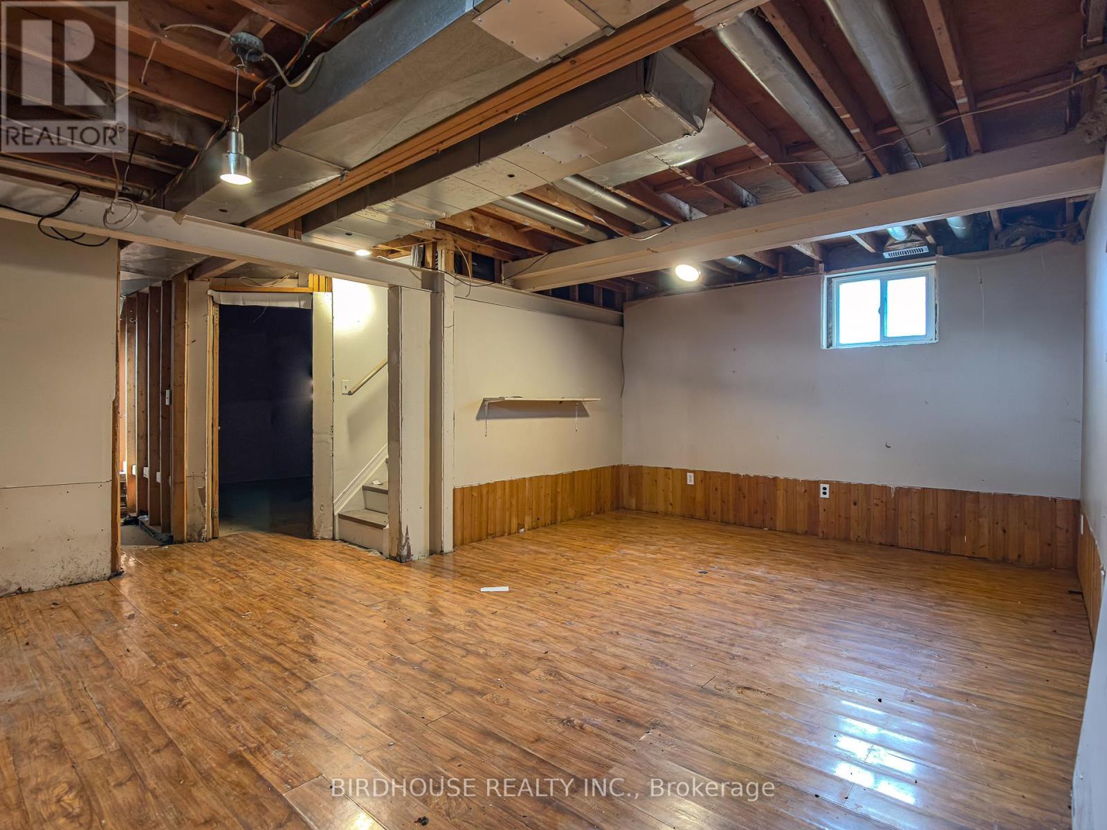 26 Laird Drive, Kawartha Lakes (Lindsay), Ontario  K9V 4R6 - Photo 22 - X12936362