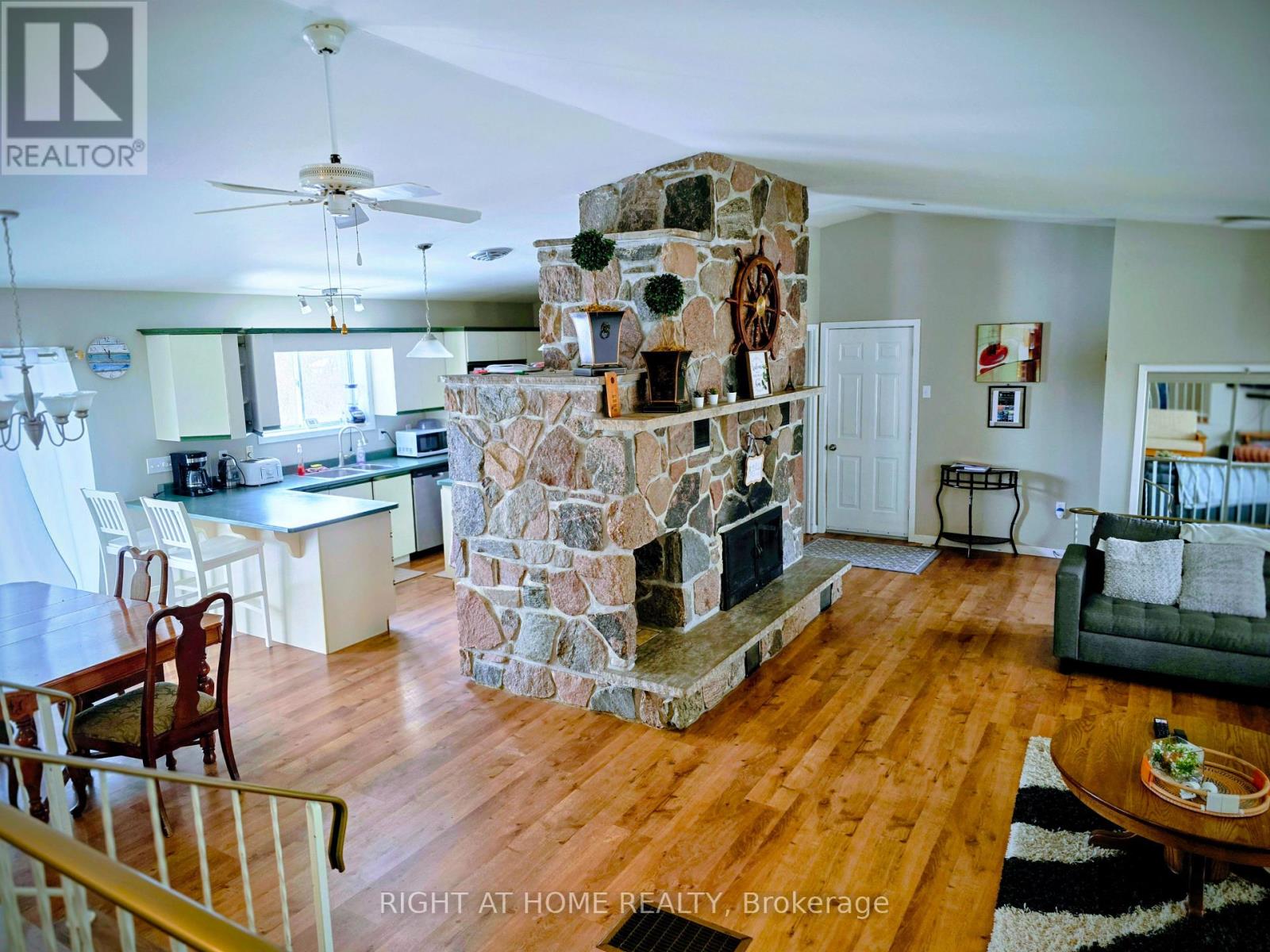 1 Oak Street N, Trent Hills (Campbellford), Ontario  K0L 1L0 - Photo 11 - X12936412