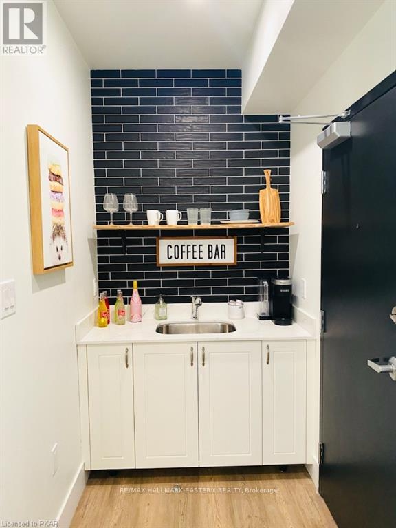 101 - 1354 Young's Point Road, Selwyn, Ontario  K0L 2H0 - Photo 11 - X12937016