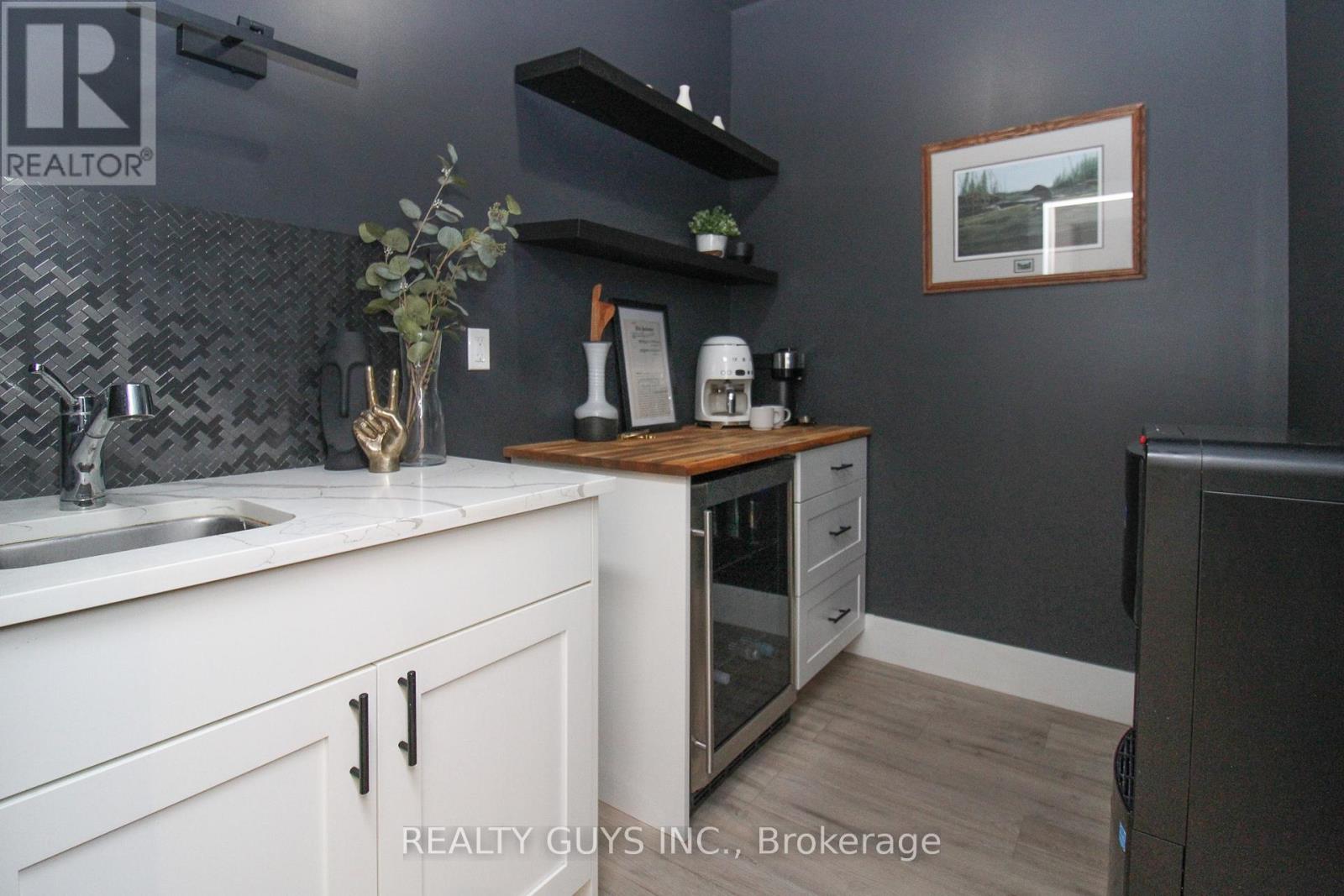 2 Ivy Street, Kawartha Lakes (Emily), Ontario  K0L 2W0 - Photo 24 - X12937110