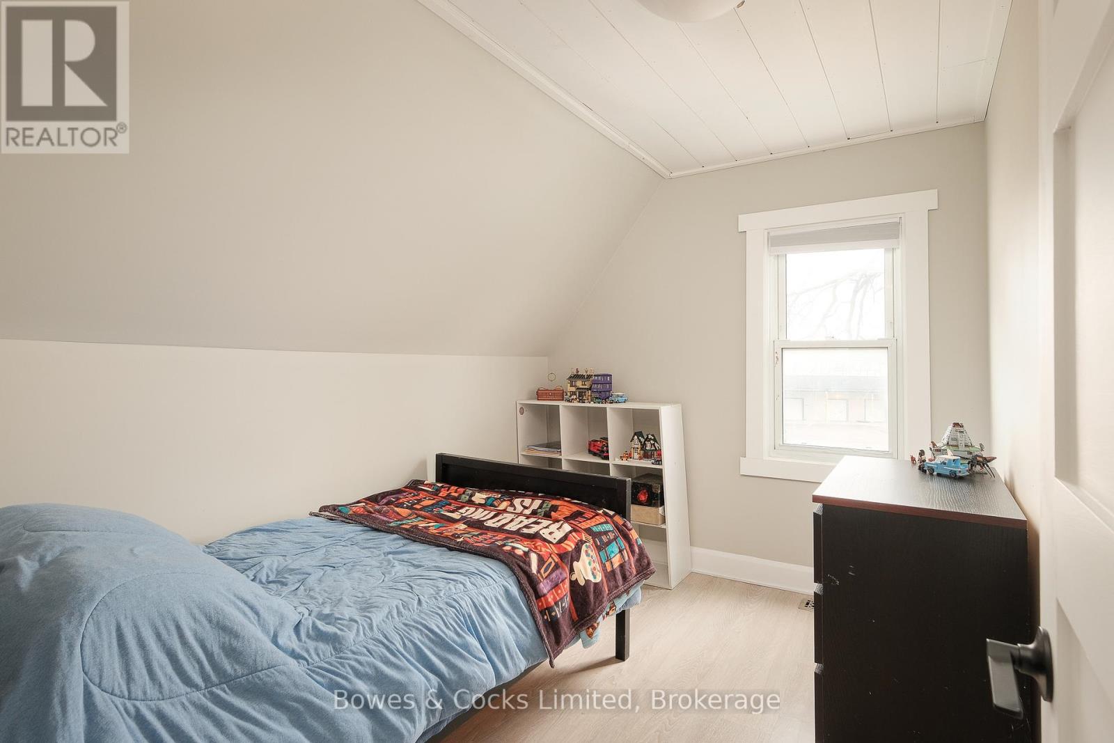 684 St. Mary's Street, Peterborough (Otonabee Ward 1), Ontario  K9J 4G9 - Photo 15 - X12937160