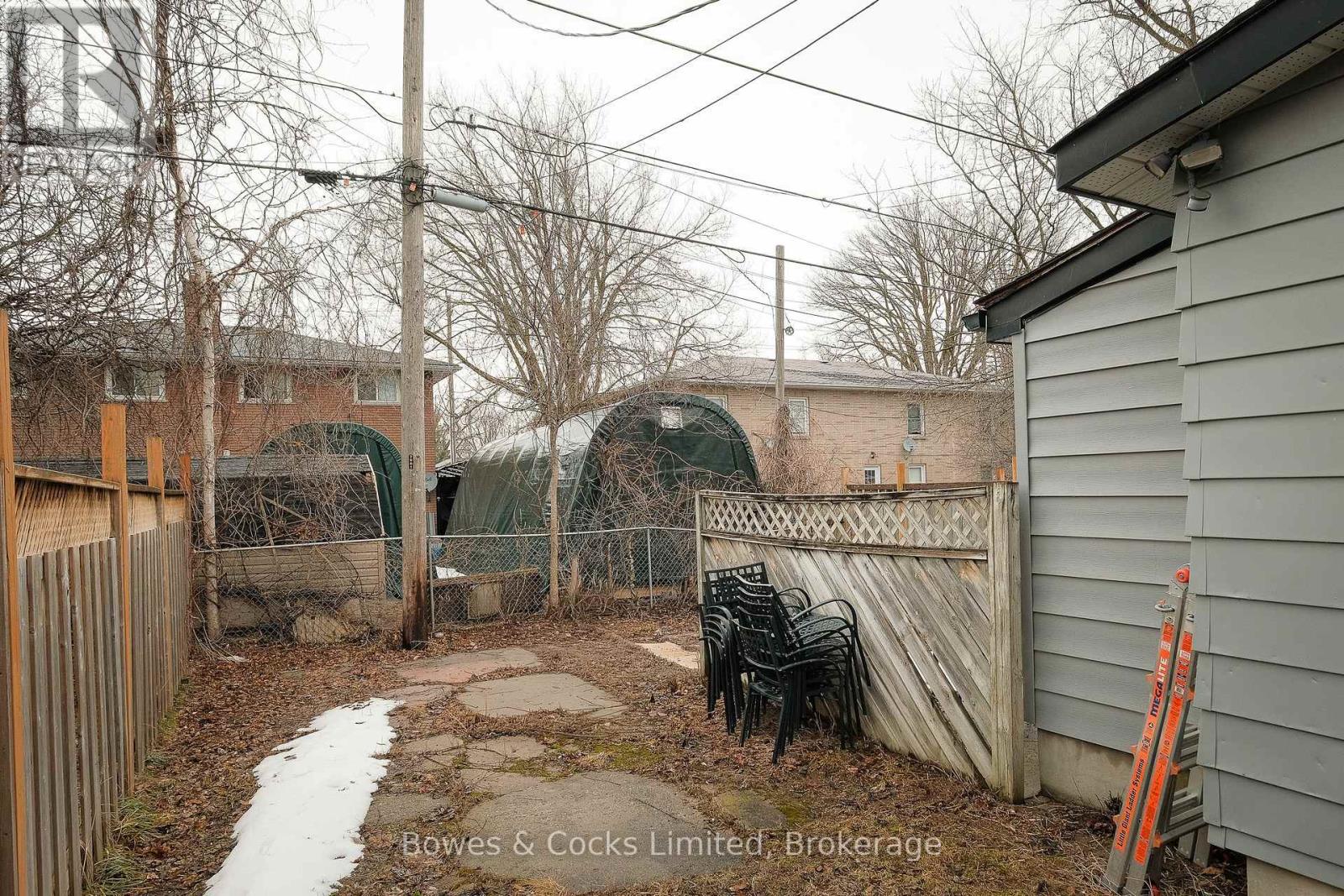 684 St. Mary's Street, Peterborough (Otonabee Ward 1), Ontario  K9J 4G9 - Photo 32 - X12937160