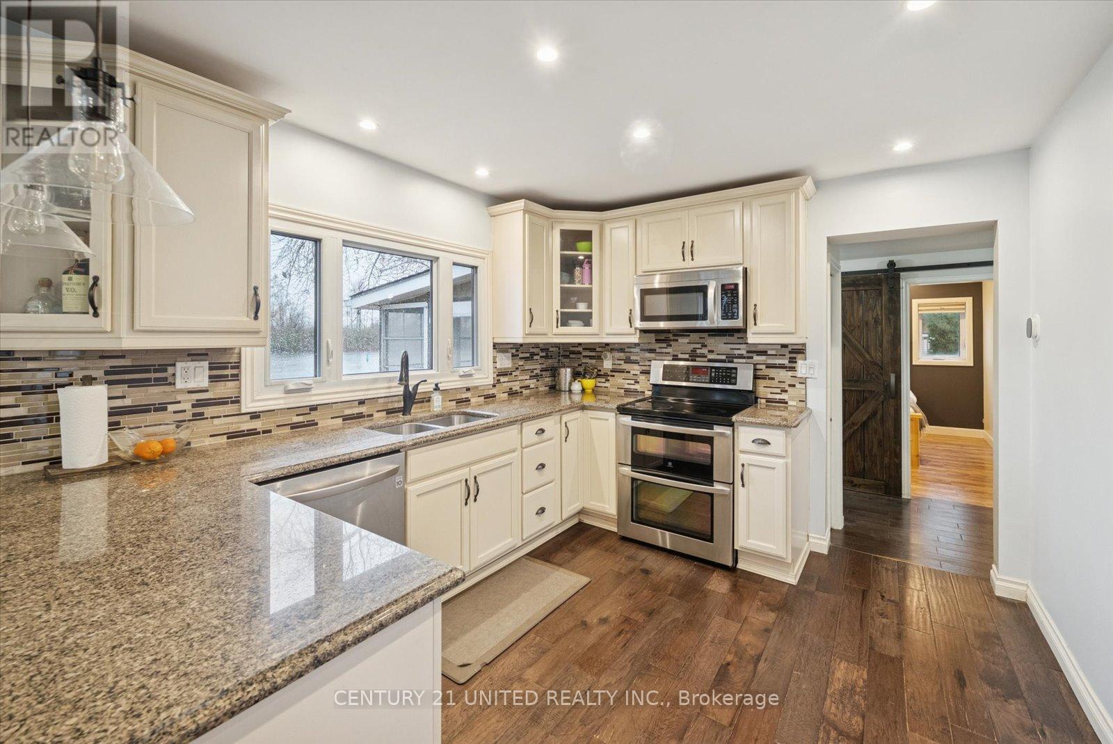 266 Greenwood Road, Otonabee-South Monaghan, Ontario  K9J 6Y3 - Photo 14 - X12937202