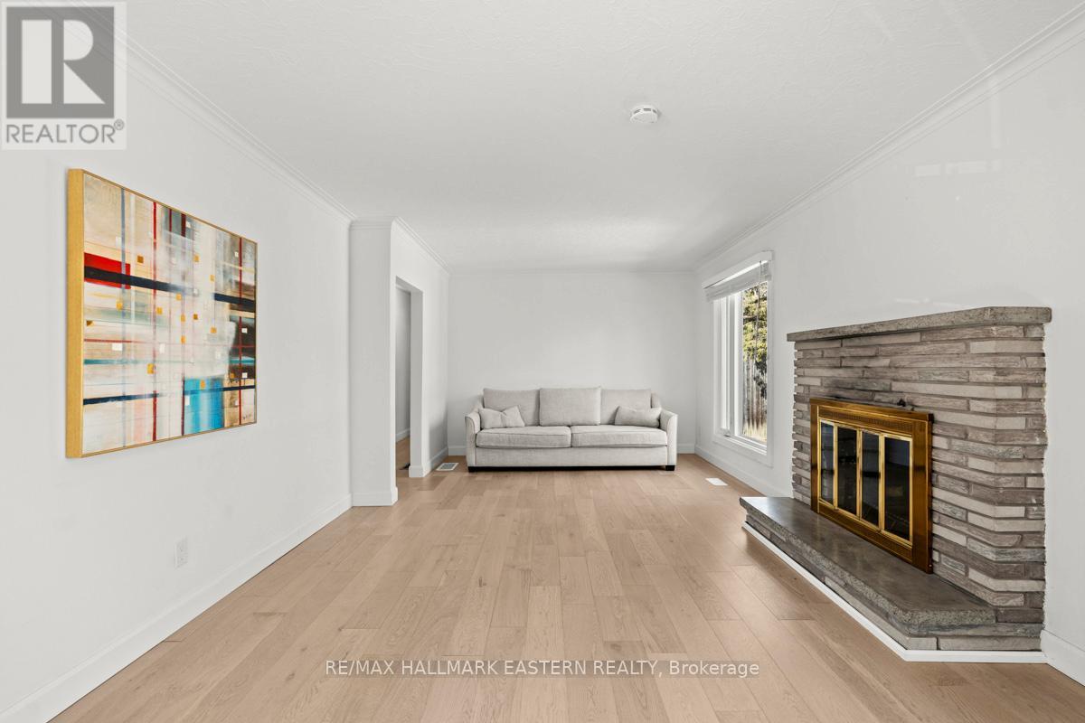 5 Ferndale Avenue, Peterborough (Monaghan Ward 2), Ontario  K9J 1L9 - Photo 12 - X12937212