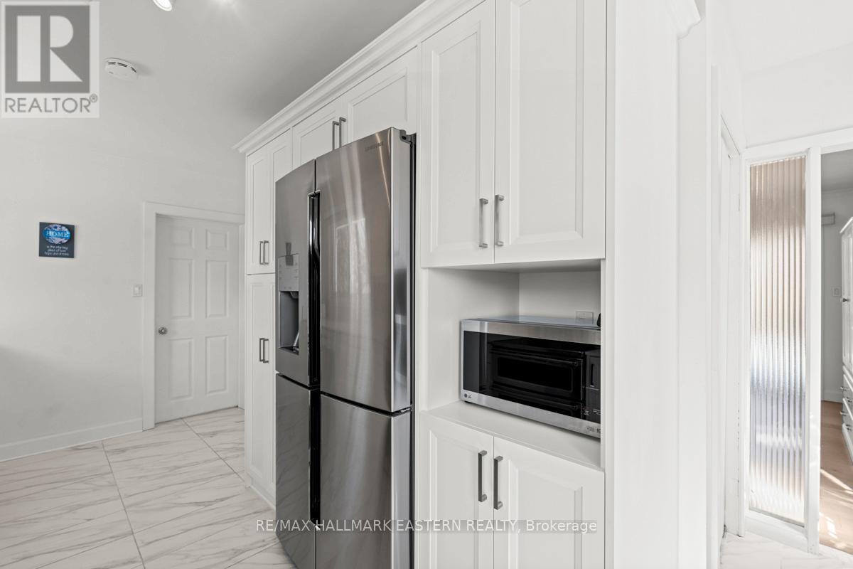 5 Ferndale Avenue, Peterborough (Monaghan Ward 2), Ontario  K9J 1L9 - Photo 16 - X12937212