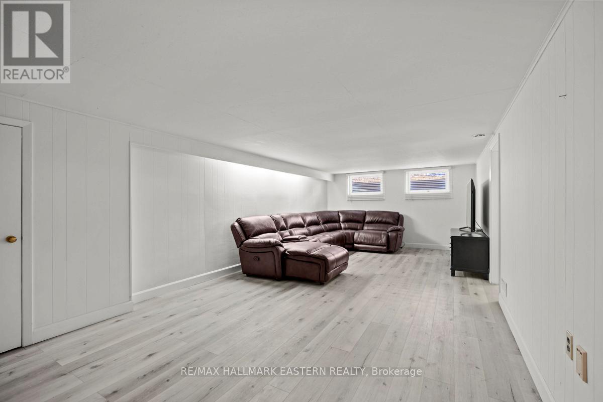 5 Ferndale Avenue, Peterborough (Monaghan Ward 2), Ontario  K9J 1L9 - Photo 25 - X12937212