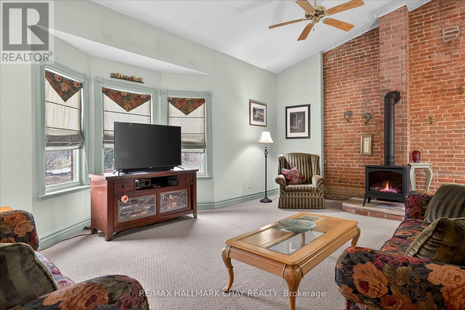 136 County 4 Road, Douro-Dummer, Ontario  K9L 1V6 - Photo 7 - X12937076