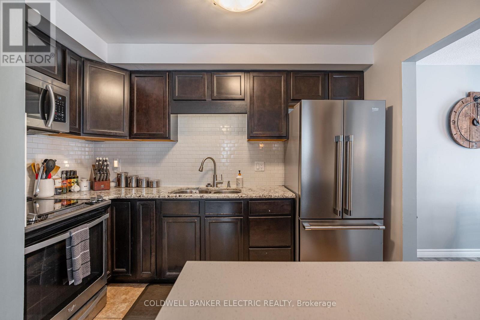 14 - 740 Chamberlain Street, Peterborough (Otonabee Ward 1), Ontario  K9J 4M3 - Photo 6 - X12938522