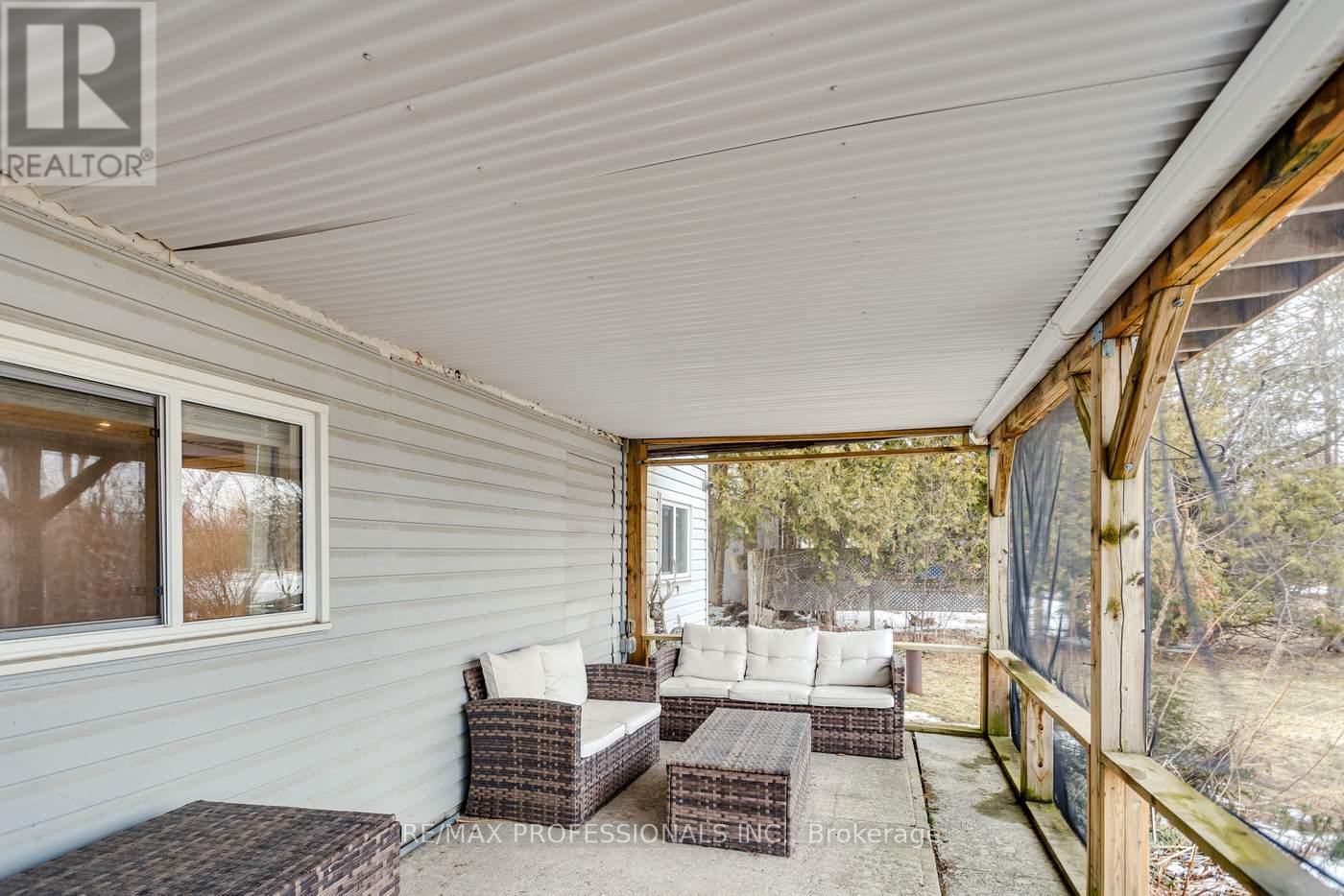 22 Lawrence Street N, Kawartha Lakes (Omemee), Ontario  K9J 6X3 - Photo 34 - X12938856