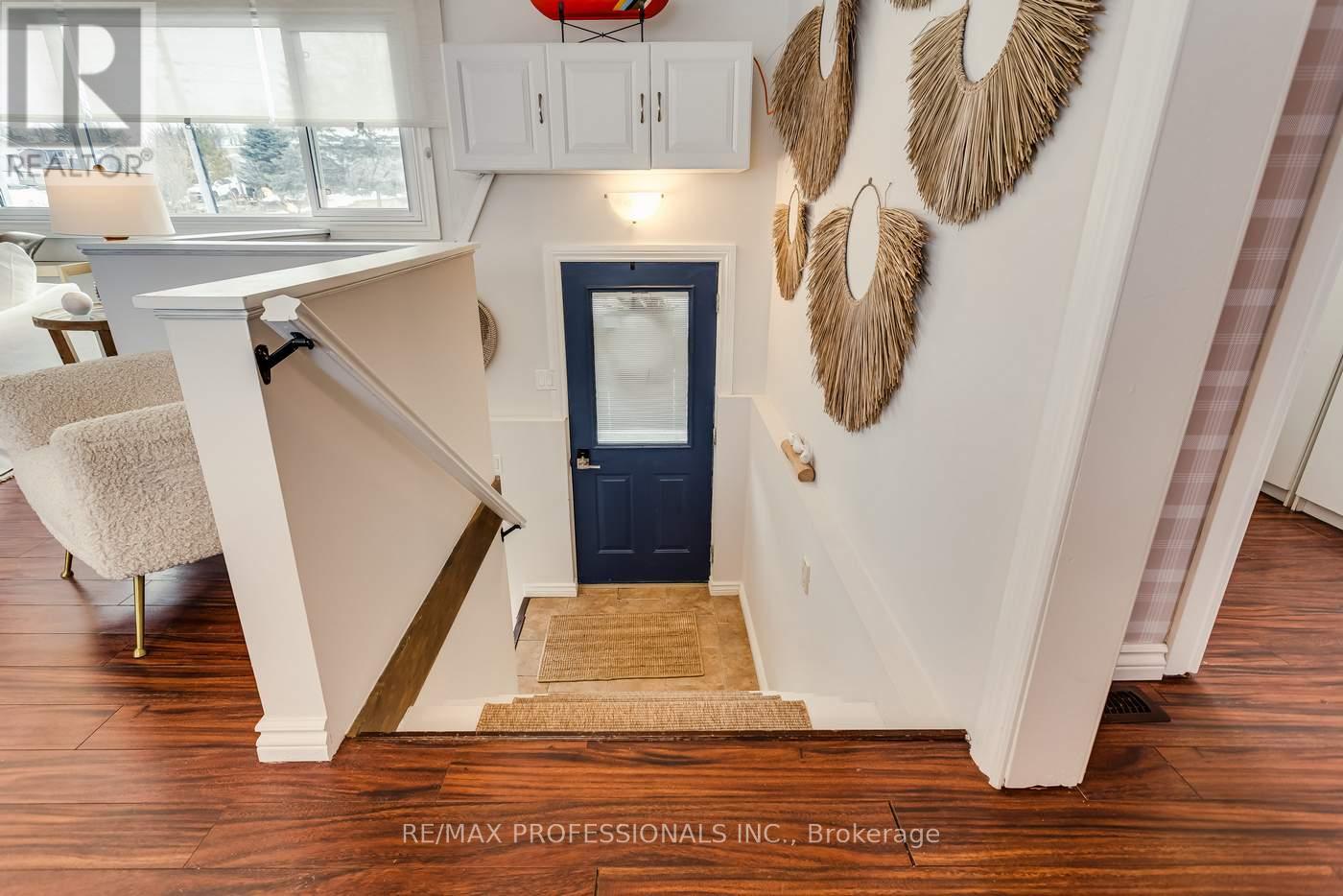 22 Lawrence Street N, Kawartha Lakes (Omemee), Ontario  K9J 6X3 - Photo 5 - X12938856