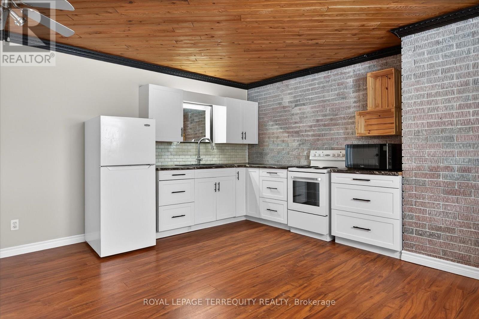 A - 12 Concession Street, Havelock-Belmont-Methuen (Havelock), Ontario  K0L 1Z0 - Photo 6 - X12938872