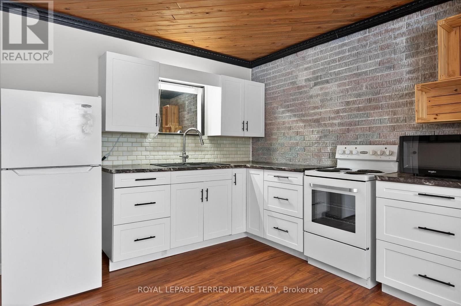 A - 12 Concession Street, Havelock-Belmont-Methuen (Havelock), Ontario  K0L 1Z0 - Photo 8 - X12938872