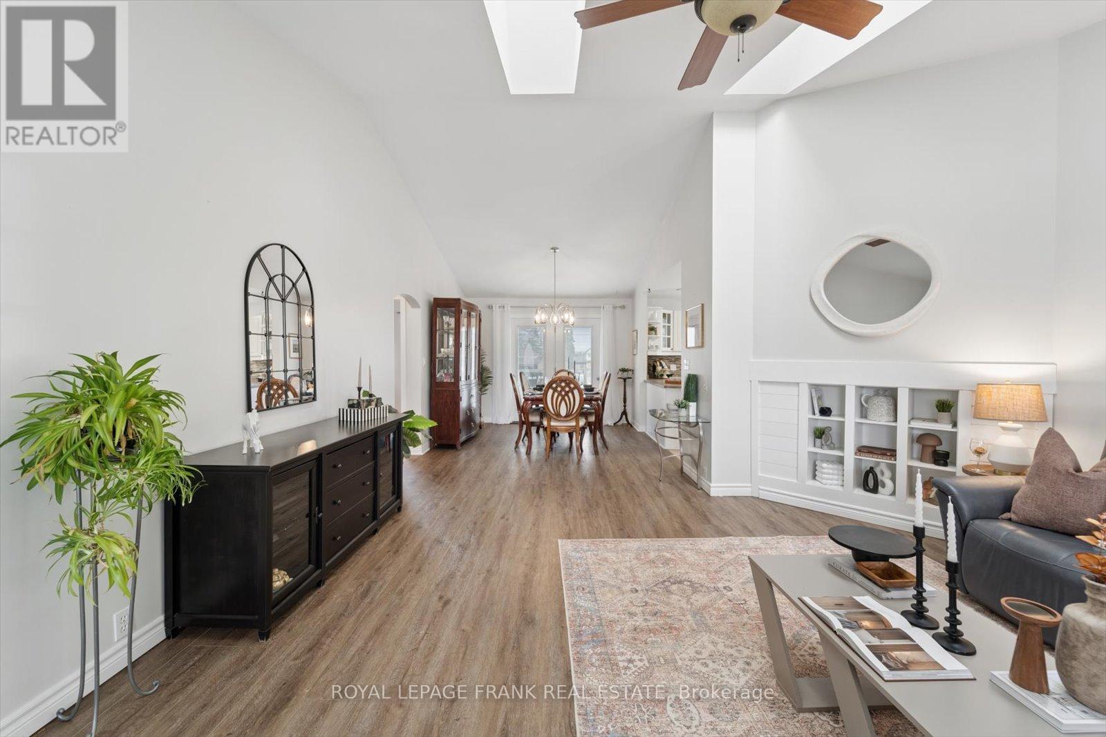 10 Olympia Court, Kawartha Lakes (Lindsay), Ontario  K9V 6C8 - Photo 10 - X12939130