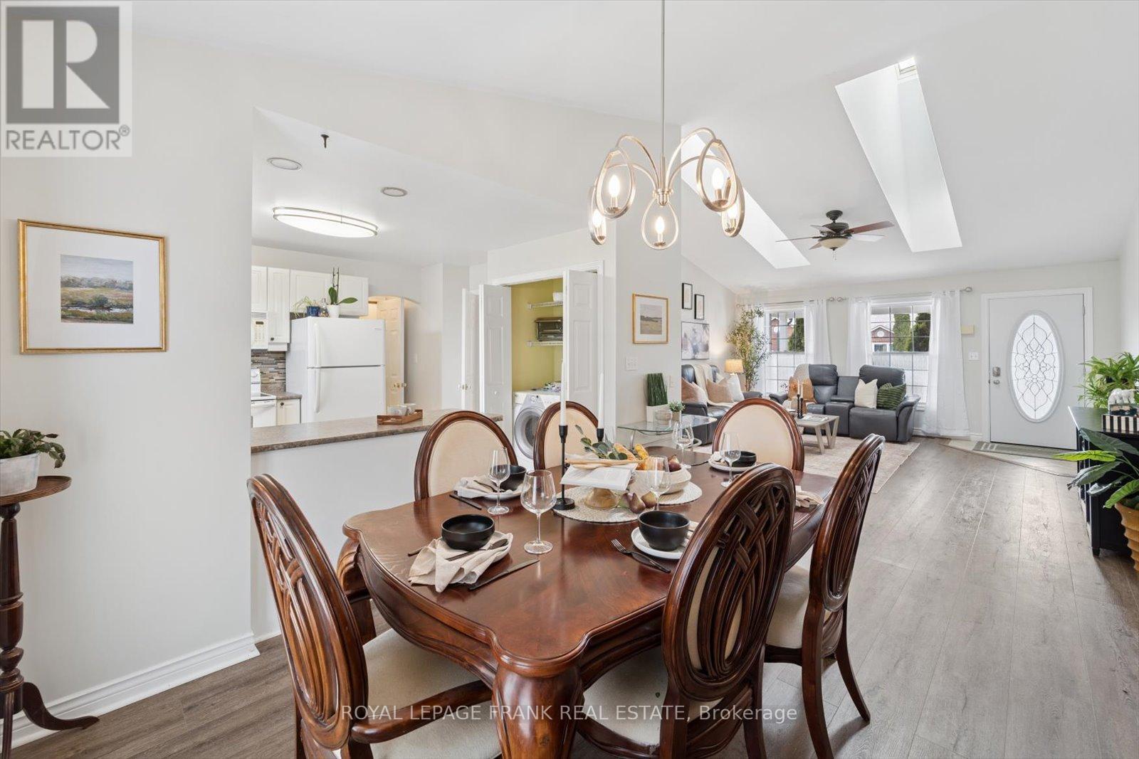 10 Olympia Court, Kawartha Lakes (Lindsay), Ontario  K9V 6C8 - Photo 12 - X12939130