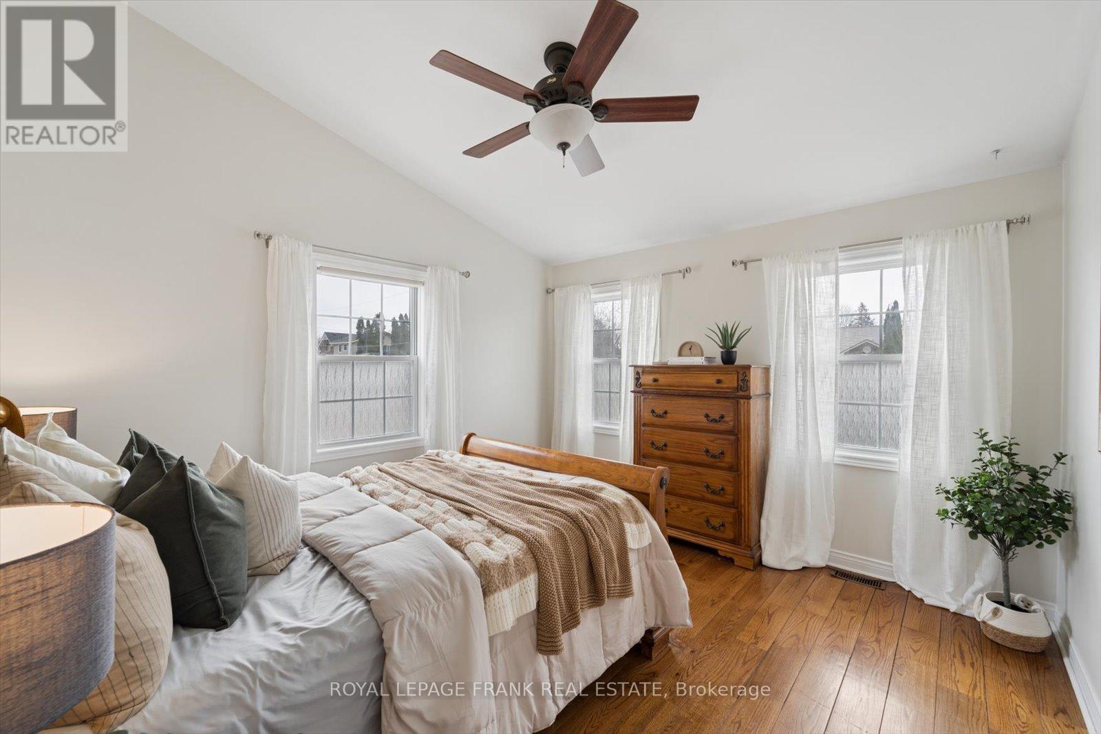 10 Olympia Court, Kawartha Lakes (Lindsay), Ontario  K9V 6C8 - Photo 20 - X12939130