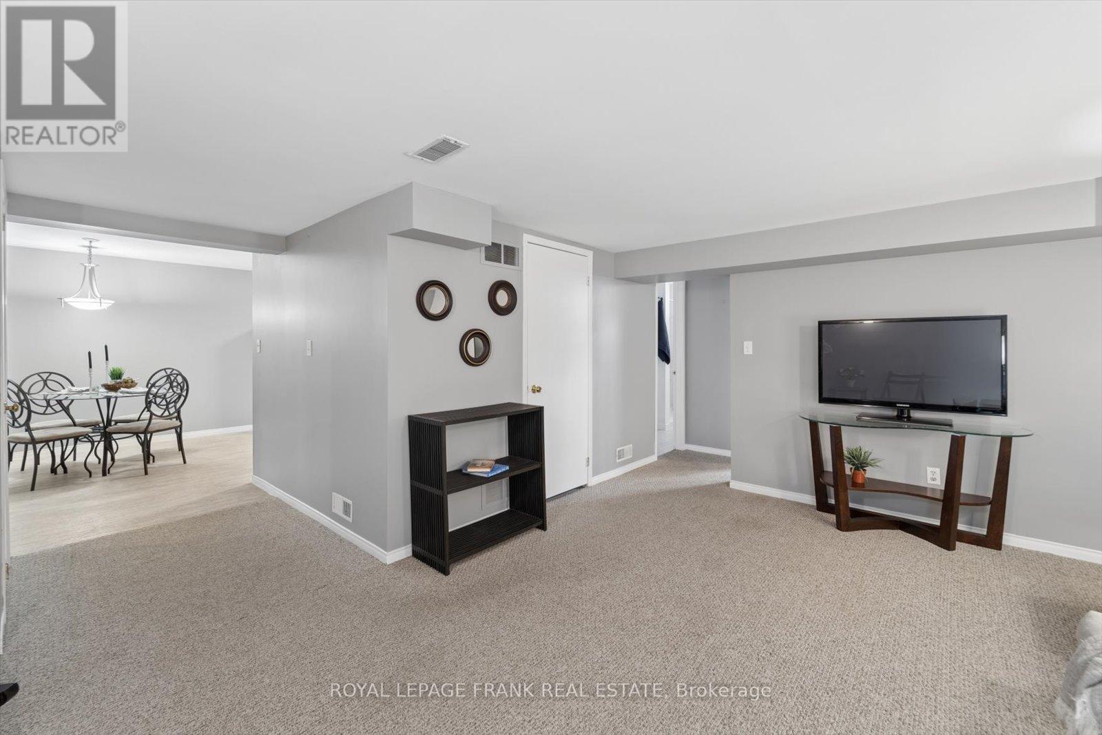 10 Olympia Court, Kawartha Lakes (Lindsay), Ontario  K9V 6C8 - Photo 33 - X12939130