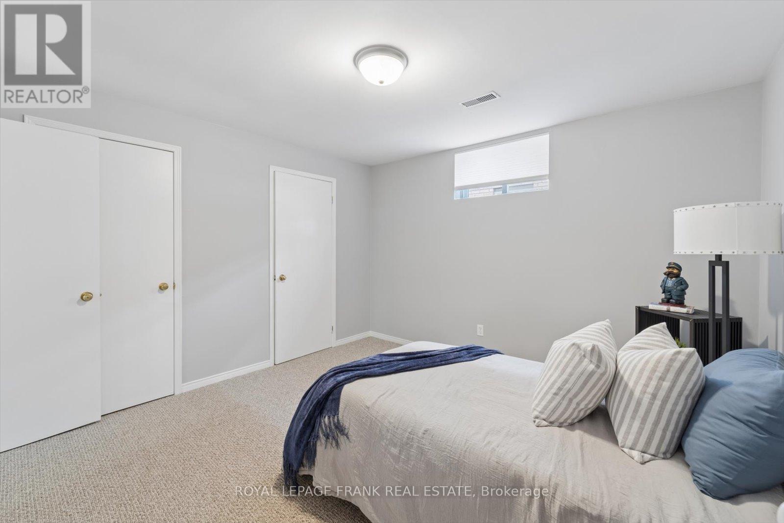 10 Olympia Court, Kawartha Lakes (Lindsay), Ontario  K9V 6C8 - Photo 36 - X12939130