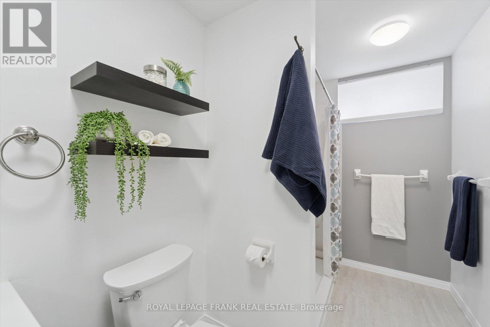 10 Olympia Court, Kawartha Lakes (Lindsay), Ontario  K9V 6C8 - Photo 40 - X12939130