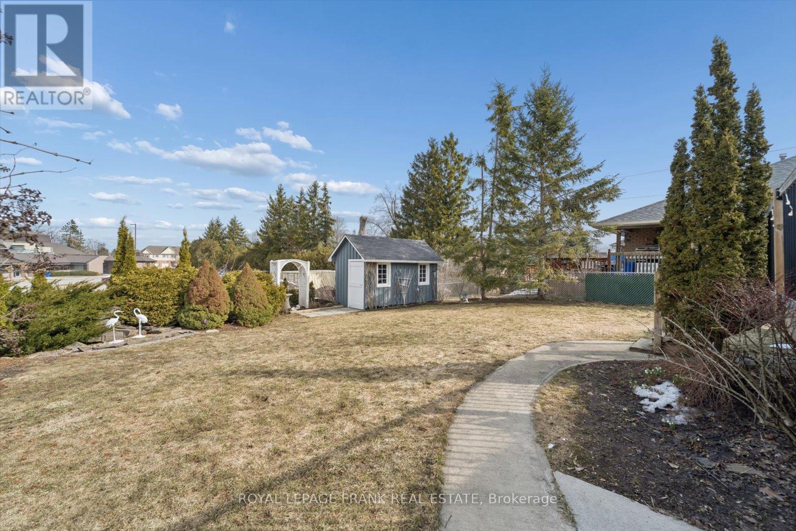 10 Olympia Court, Kawartha Lakes (Lindsay), Ontario  K9V 6C8 - Photo 45 - X12939130