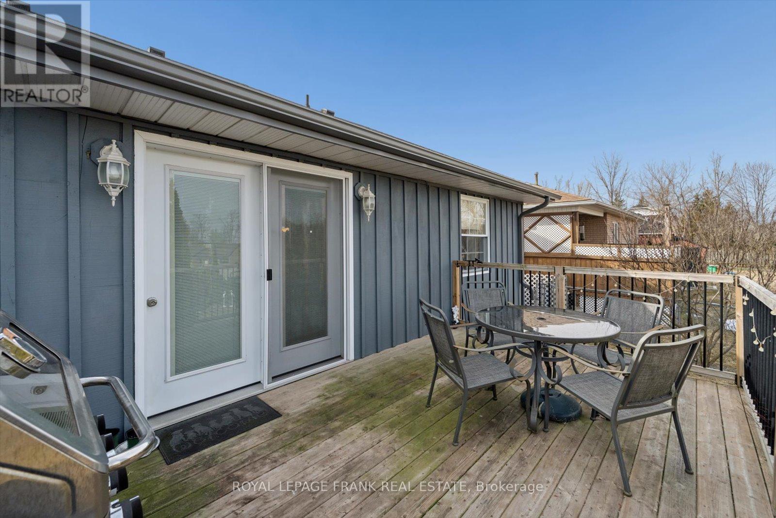 10 Olympia Court, Kawartha Lakes (Lindsay), Ontario  K9V 6C8 - Photo 50 - X12939130