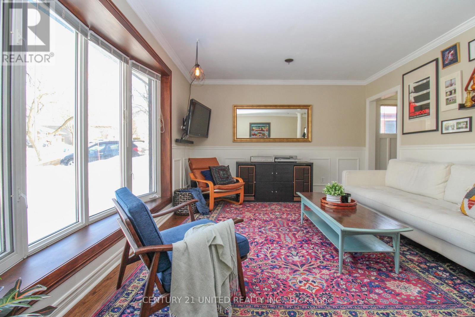 953 Oriole Drive, Peterborough (Northcrest Ward 5), Ontario  K9H 6K6 - Photo 13 - X12939140