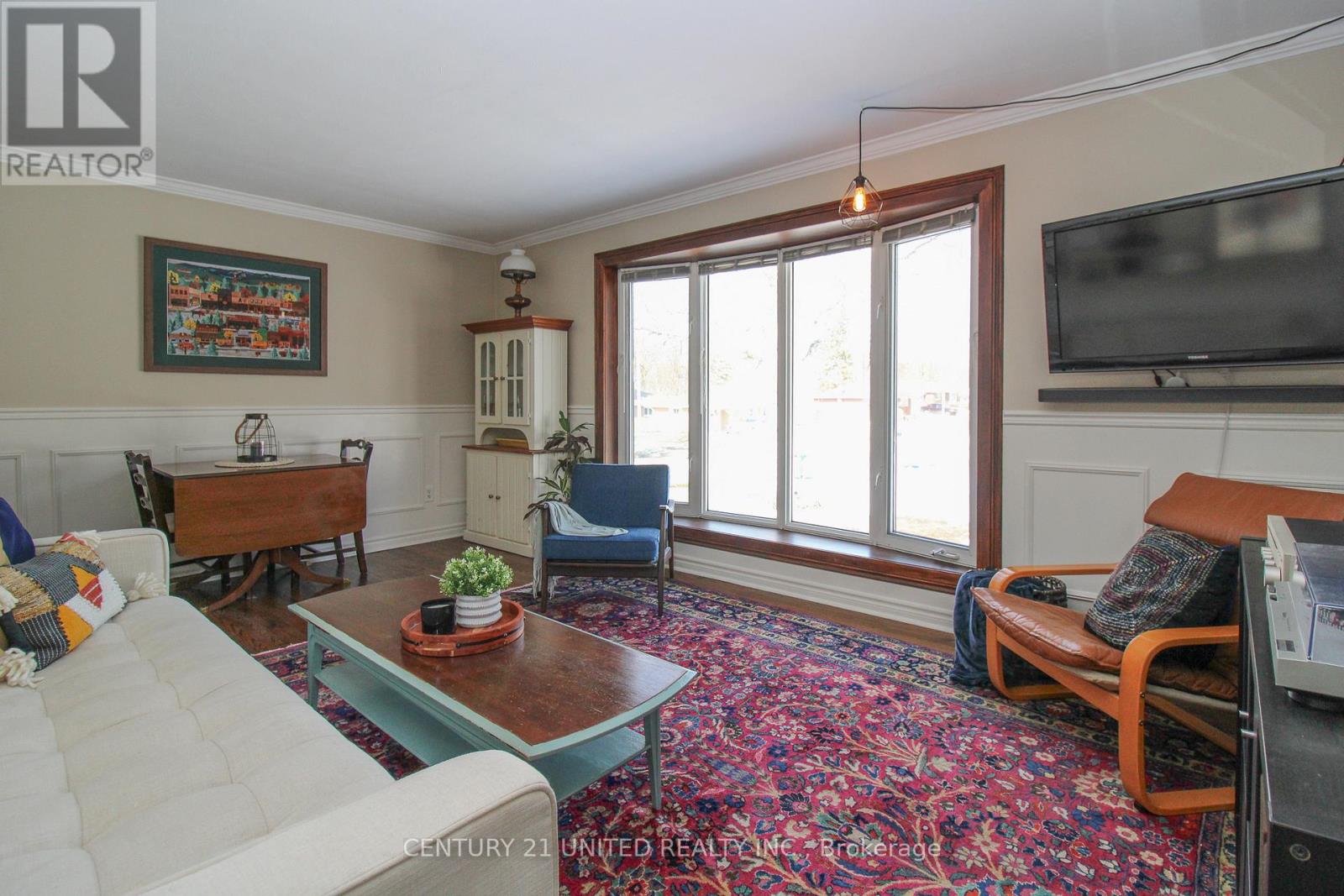 953 Oriole Drive, Peterborough (Northcrest Ward 5), Ontario  K9H 6K6 - Photo 14 - X12939140