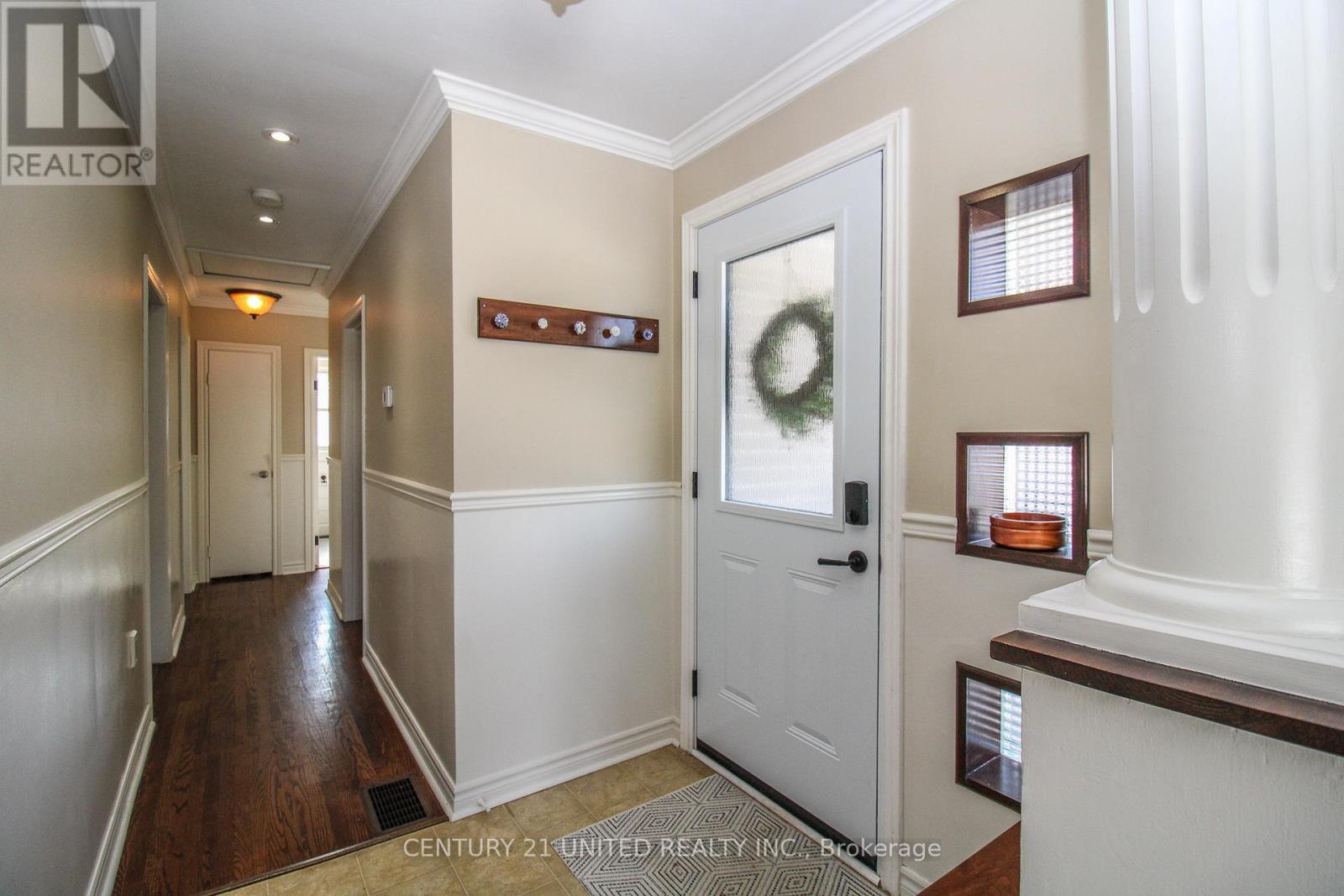 953 Oriole Drive, Peterborough (Northcrest Ward 5), Ontario  K9H 6K6 - Photo 16 - X12939140