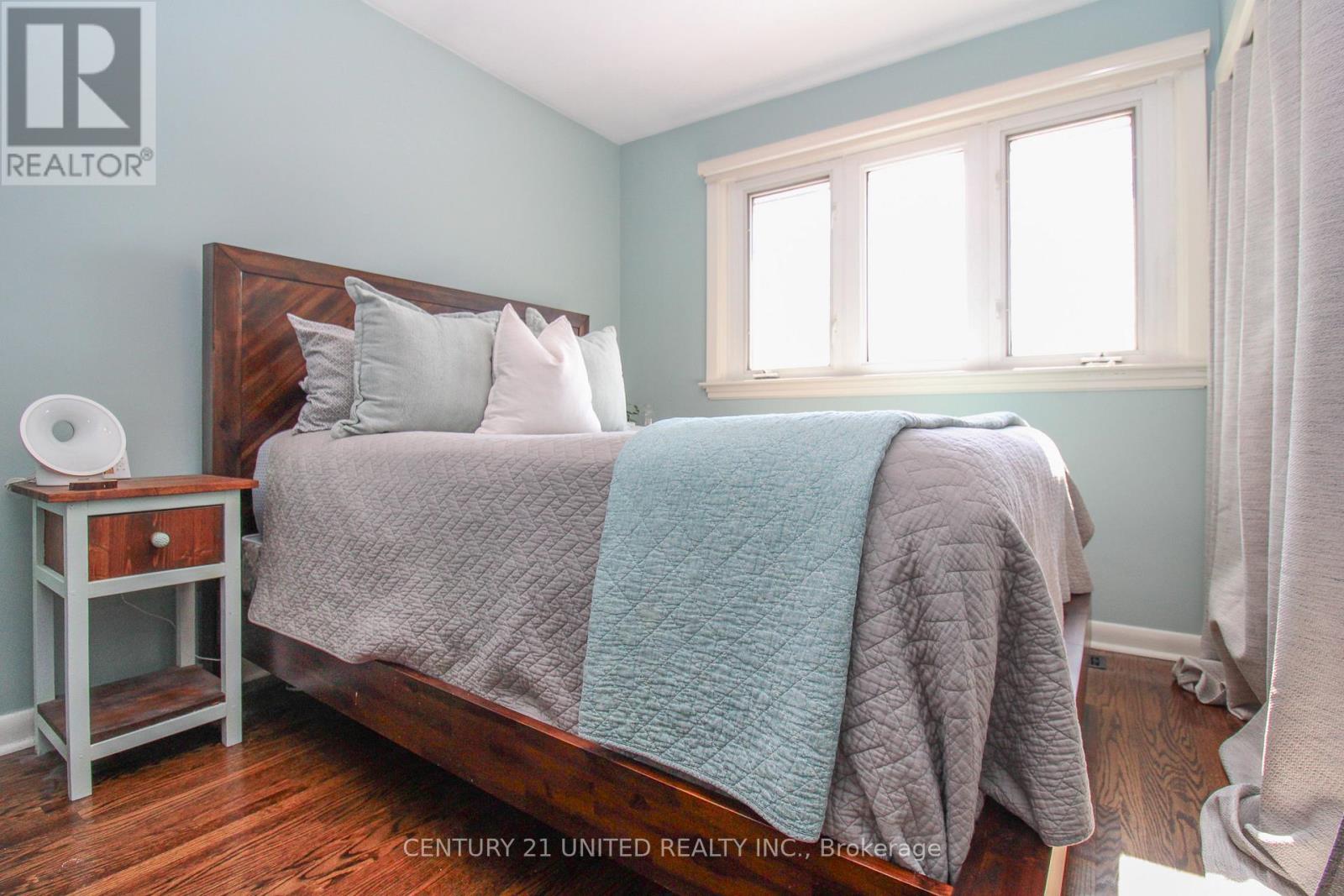 953 Oriole Drive, Peterborough (Northcrest Ward 5), Ontario  K9H 6K6 - Photo 24 - X12939140